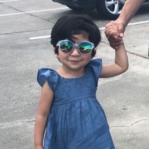 Meet your Posher, Cynthia